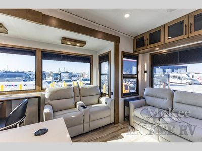 2026 Keystone RV Montana - Photo 9