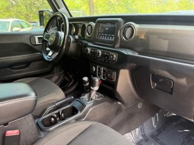 2021 Jeep Wrangler — photo 10 view