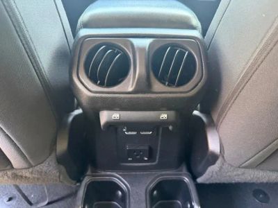 2021 Jeep Wrangler — photo 12 view