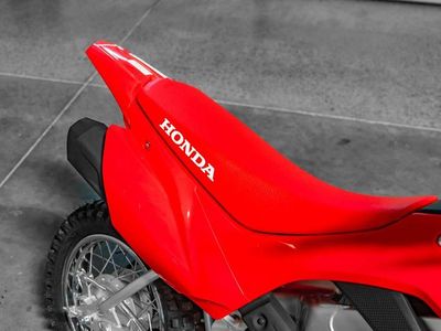 2026 Honda CRF110F - Photo 11