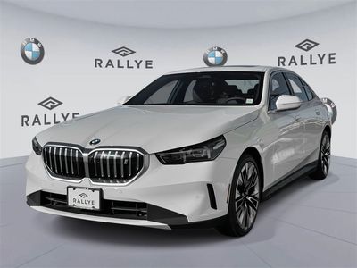 2025 BMW i5 - Photo 3