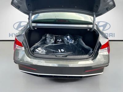 2026 Hyundai ELANTRA — photo 18 view