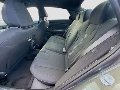 2026 Hyundai ELANTRA — photo 17 view