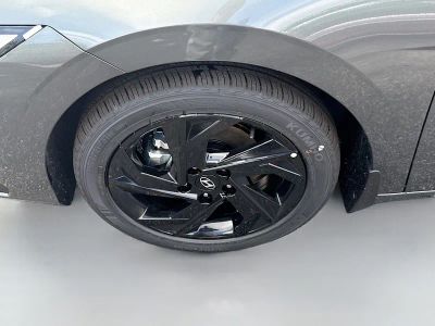 2026 Hyundai ELANTRA — photo 23 view