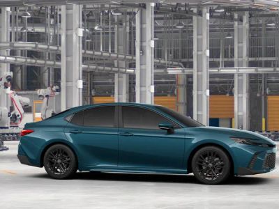 2026 Toyota Camry - Photo 15