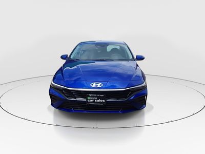 2024 Hyundai Elantra - Photo 2