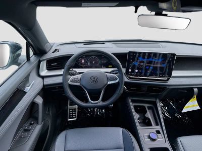 2026 Volkswagen Tiguan — photo 17 view