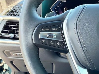 2026 BMW X5 — photo 37 view