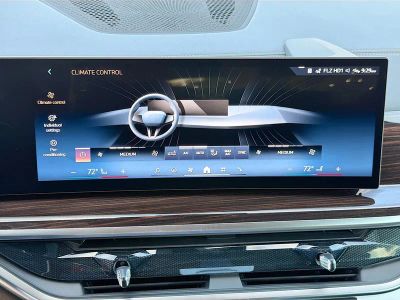 2026 BMW X5 — photo 34 view