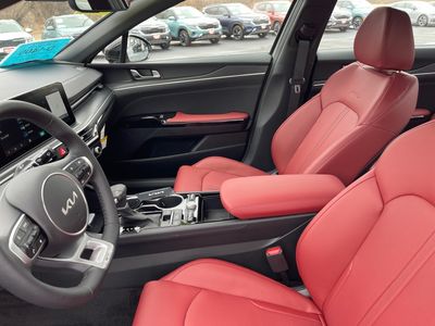 2026 Kia K5 — photo 9 view