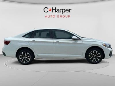 2024 Volkswagen Jetta — side profile view