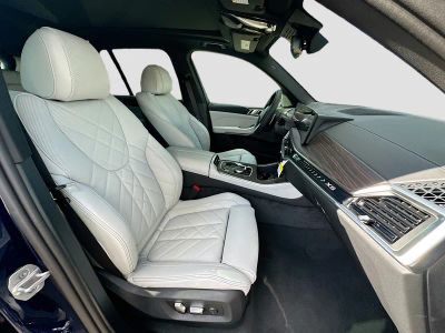 2026 BMW X5 — photo 23 view