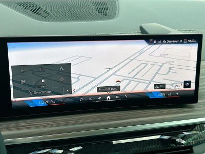 2026 BMW X5 — photo 11 view