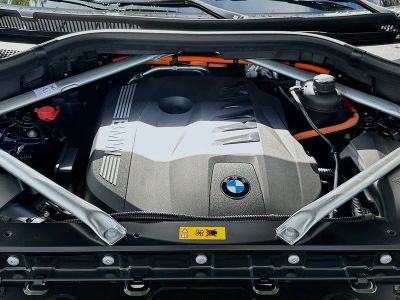 2026 BMW X5 — photo 25 view