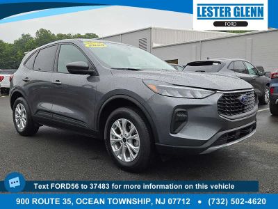 2025 Ford Escape Active in Carbonized Gray Metallic — front three-quarter view