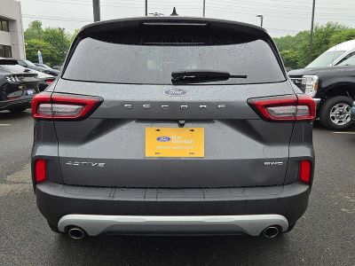 2025 Ford Escape — detail view