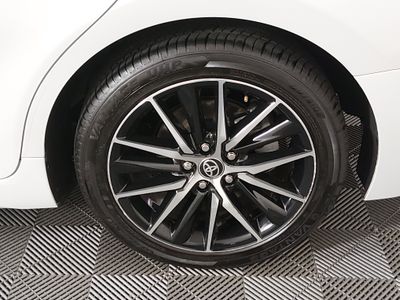 2023 Toyota Camry - Photo 10
