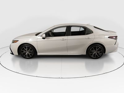 2023 Toyota Camry - Photo 4