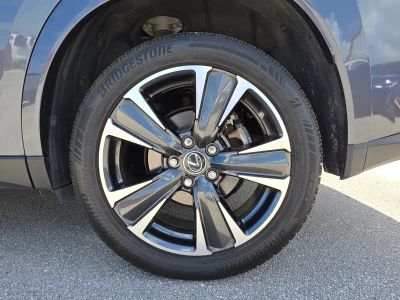 2023 Lexus UX — photo 16 view