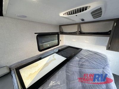 2021 Viking 12.0 - Photo 16