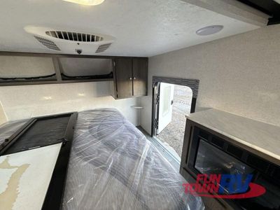 2021 Viking 12.0 - Photo 15