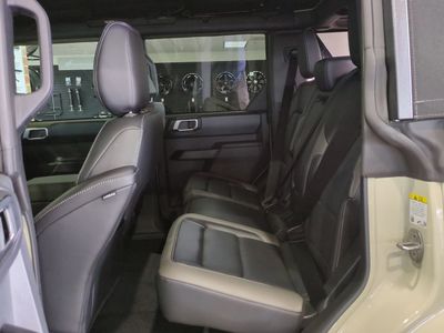 2025 Ford Bronco - Photo 13