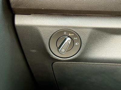 2023 Volkswagen Jetta - Photo 31