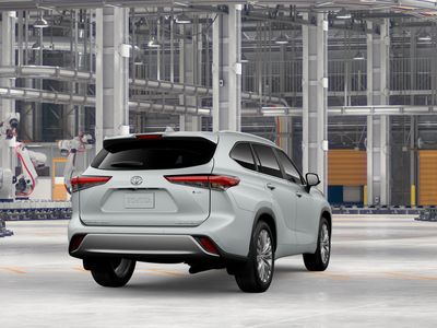2026 Toyota Highlander Hybrid - Photo 9