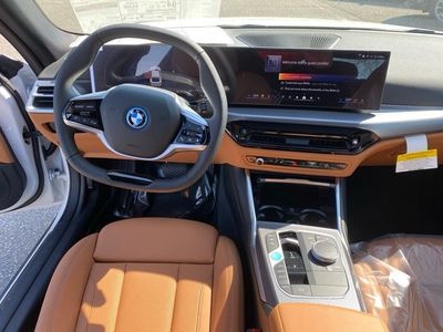 2026 BMW i4 - Photo 9