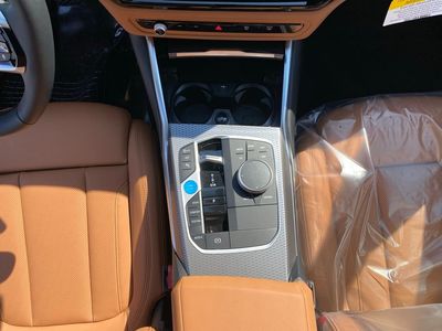 2026 BMW i4 - Photo 10