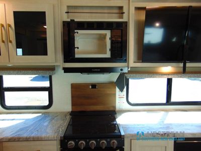 2024 Forest River RV Surveyor - Photo 18