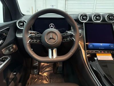 2026 Mercedes-Benz GLC — photo 21 view