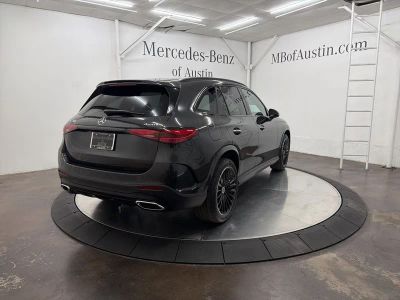 2026 Mercedes-Benz GLC — photo 7 view