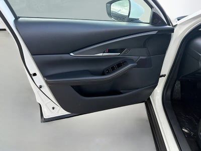 2026 Mazda CX-30 — photo 21 view