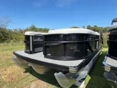 2026 Barletta Cabrio C22CC - Photo 3