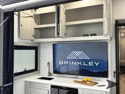 2026 Brinkley Model Z - Photo 25