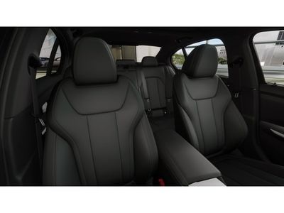 2026 BMW 3 Series - Photo 11