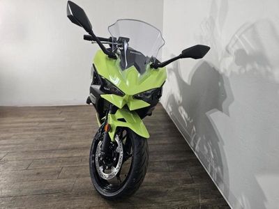 2026 Kawasaki Ninja 500 ABS Metallic Yellowish Green/Ebony - Photo 4