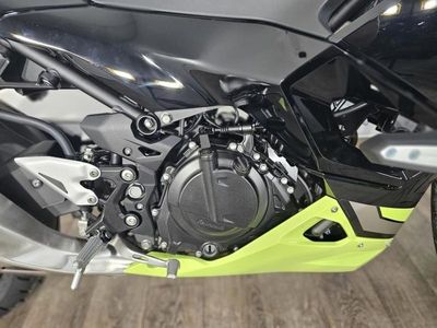 2026 Kawasaki Ninja 500 ABS Metallic Yellowish Green/Ebony - Photo 15