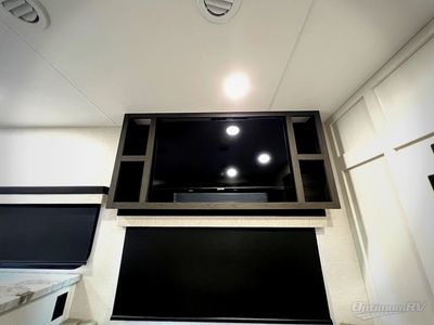 2026 Venture RV SportTrek - Photo 16