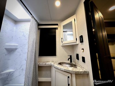 2026 Venture RV SportTrek - Photo 23