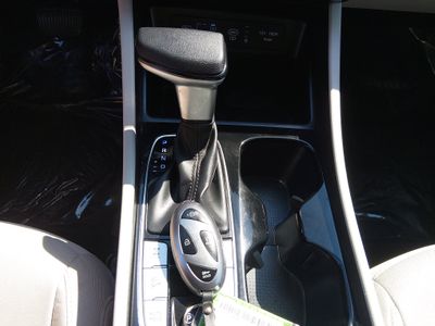 2025 Hyundai Tucson — photo 15 view
