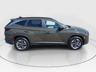 2025 Hyundai Tucson — photo 8 view