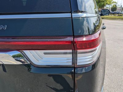2024 Lincoln Navigator — photo 9 view