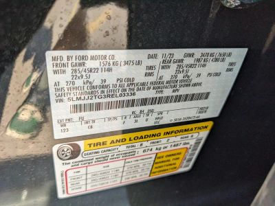 2024 Lincoln Navigator — photo 33 view