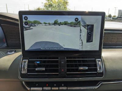 2024 Lincoln Navigator — photo 22 view