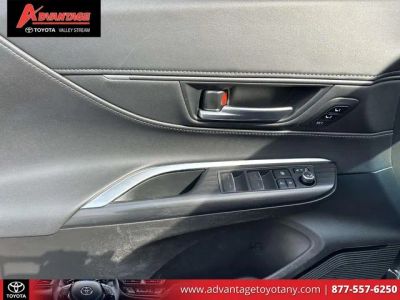 2023 Toyota Venza - Photo 19