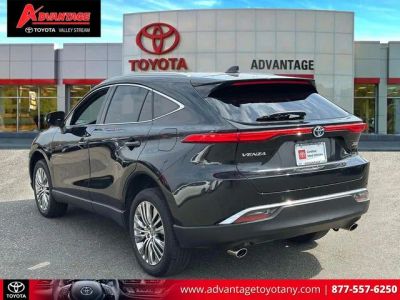 2023 Toyota Venza - Photo 10