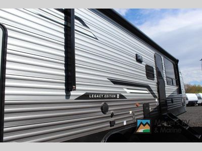 2026 Coachmen RV Catalina Legacy Edition - Photo 5