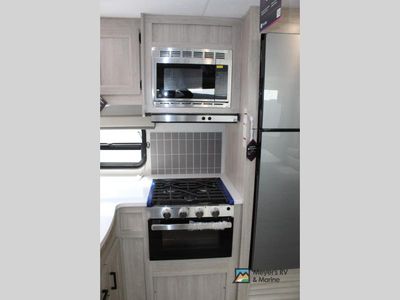 2026 Coachmen RV Catalina Legacy Edition - Photo 13